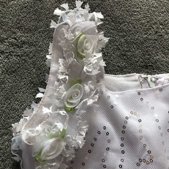 Kids 3-4Y White Formal/Party Dress - Picture 16 of 16